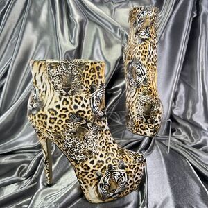 Bumper Boutique Big Cat Tiger Print Ankle Boots Booties Platform High Heel Club